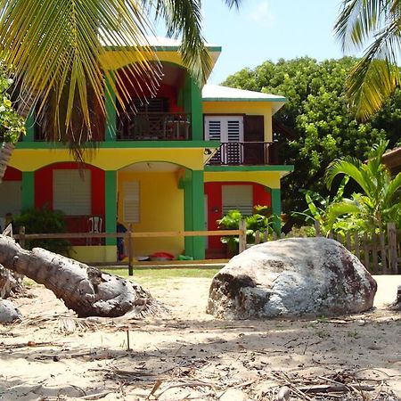 Ababor Suites Guesthouse Vieques Esterno foto