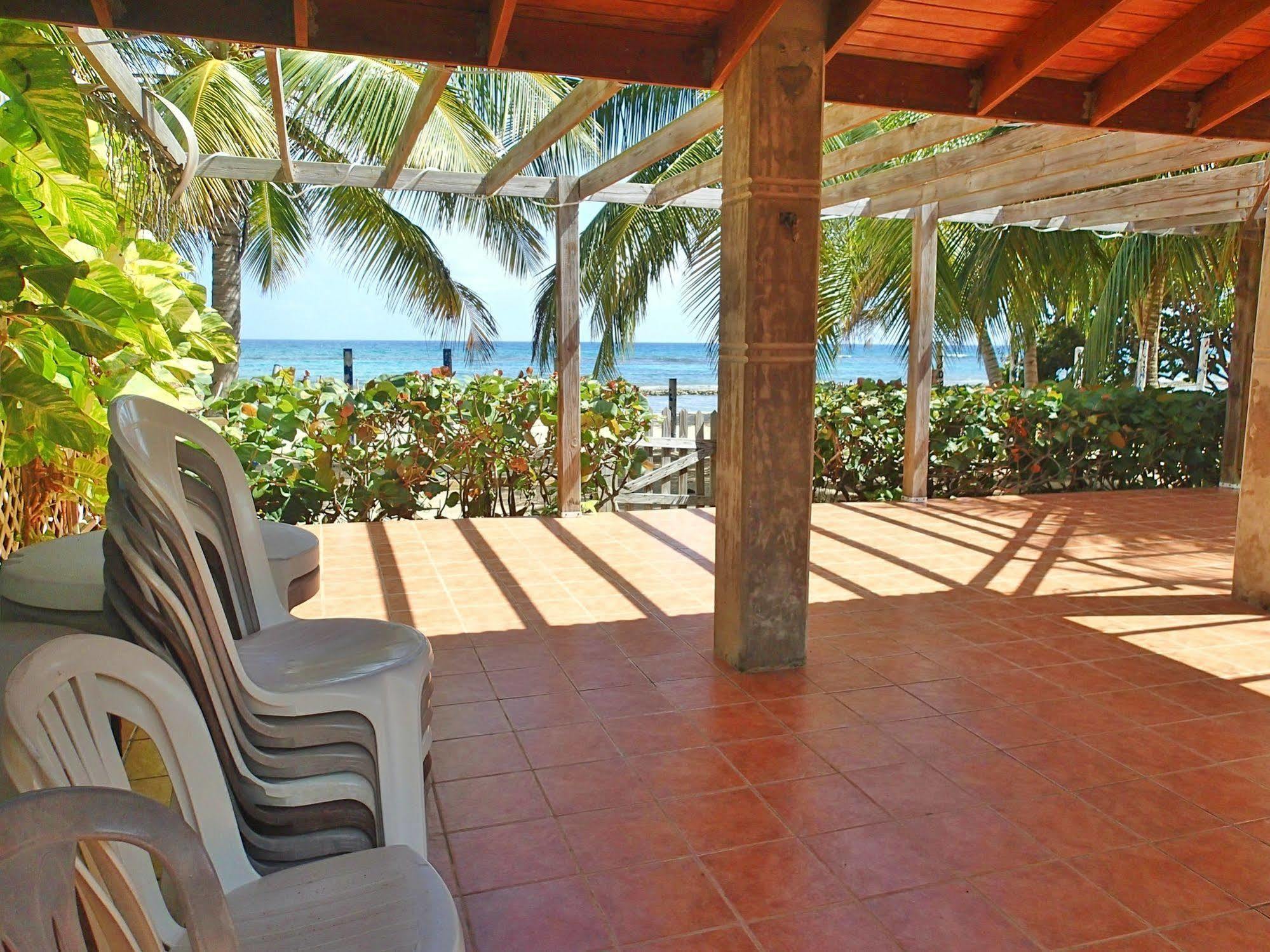 Ababor Suites Guesthouse Vieques Esterno foto