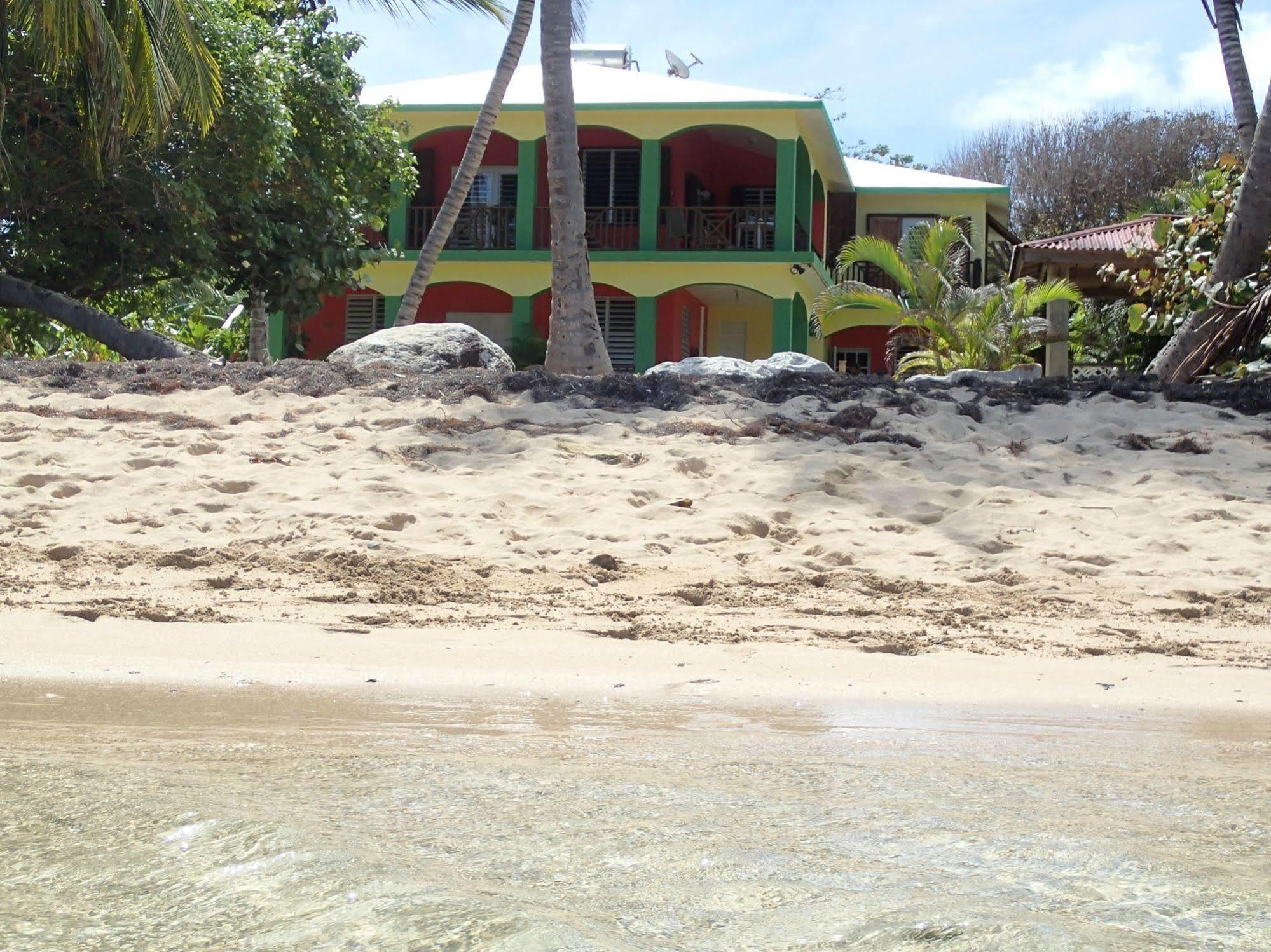 Ababor Suites Guesthouse Vieques Esterno foto